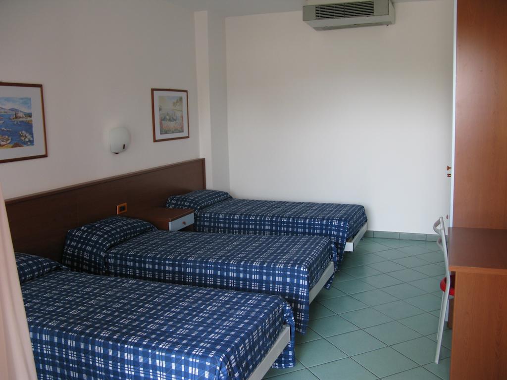 Residence Florida Caorle Kamer foto